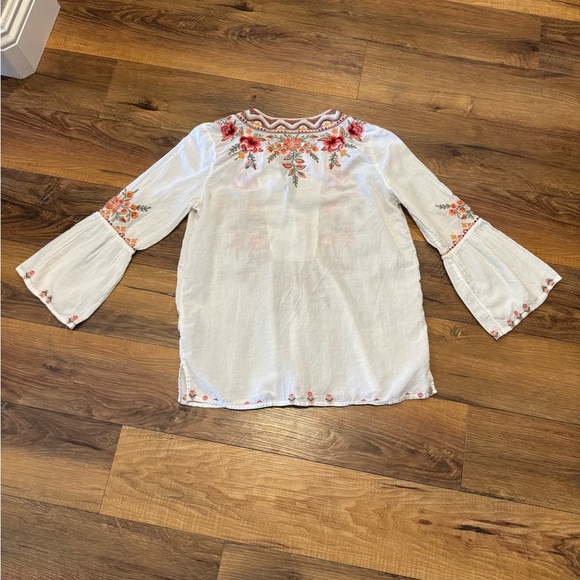 Johnny Was Embroidered Floral Top - Picture 2 of 3